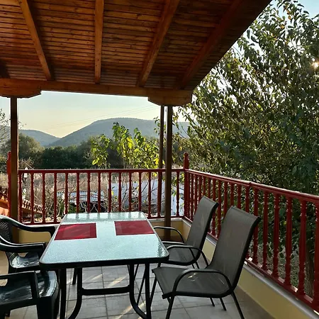 Guest house Sofias *